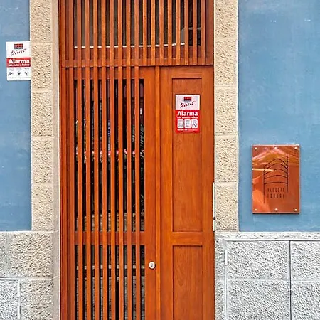 Apartmanhotel Vegueta Rooftop By Airnest 3*