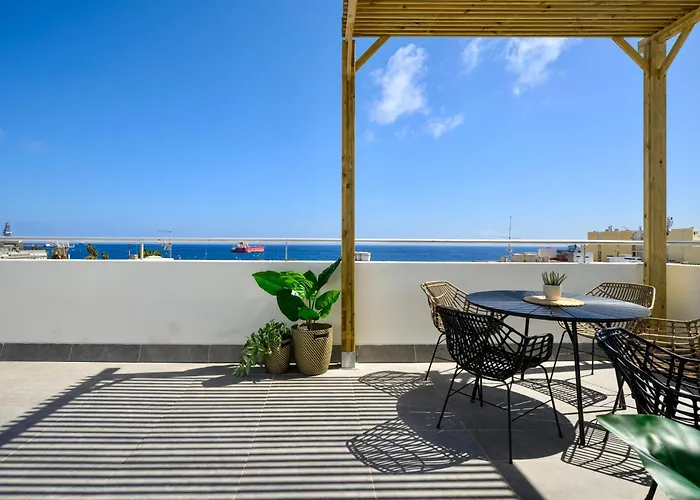 Appart hôtel Vegueta Rooftop By Airnest